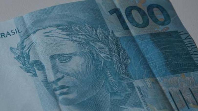 Governo estuda aumentar tributos para ajustar contas em 2016